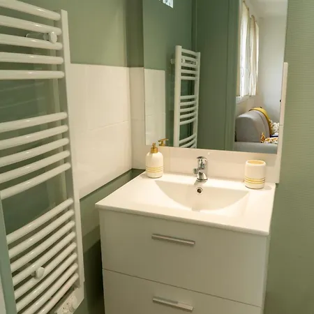 Stockholm- Cosy Et Patio, Proche Centre Appartement *